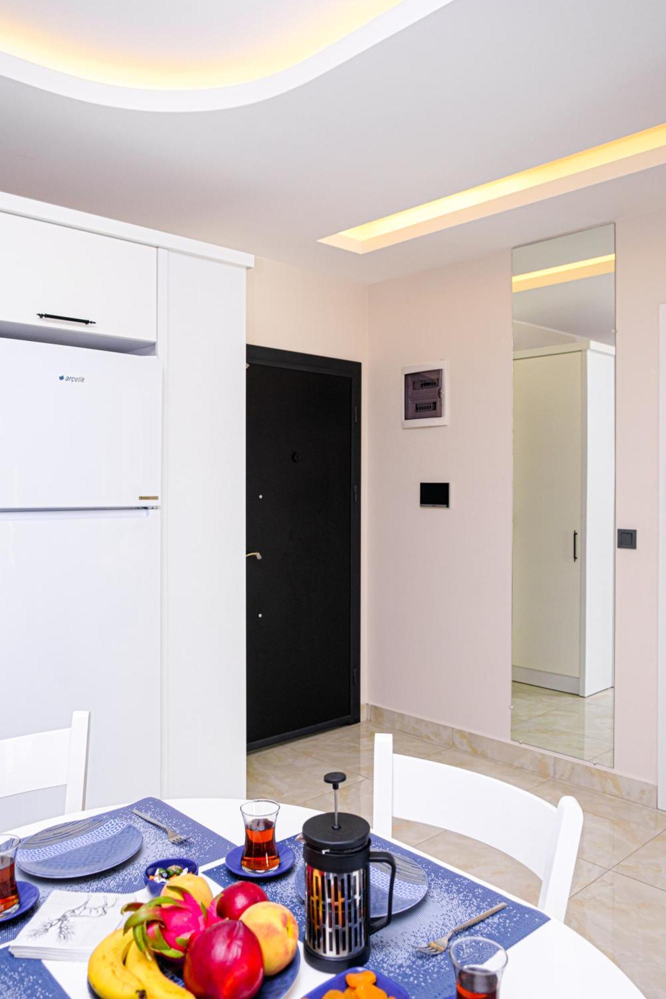 Sa Apartments! Sea View 1bd Flat
