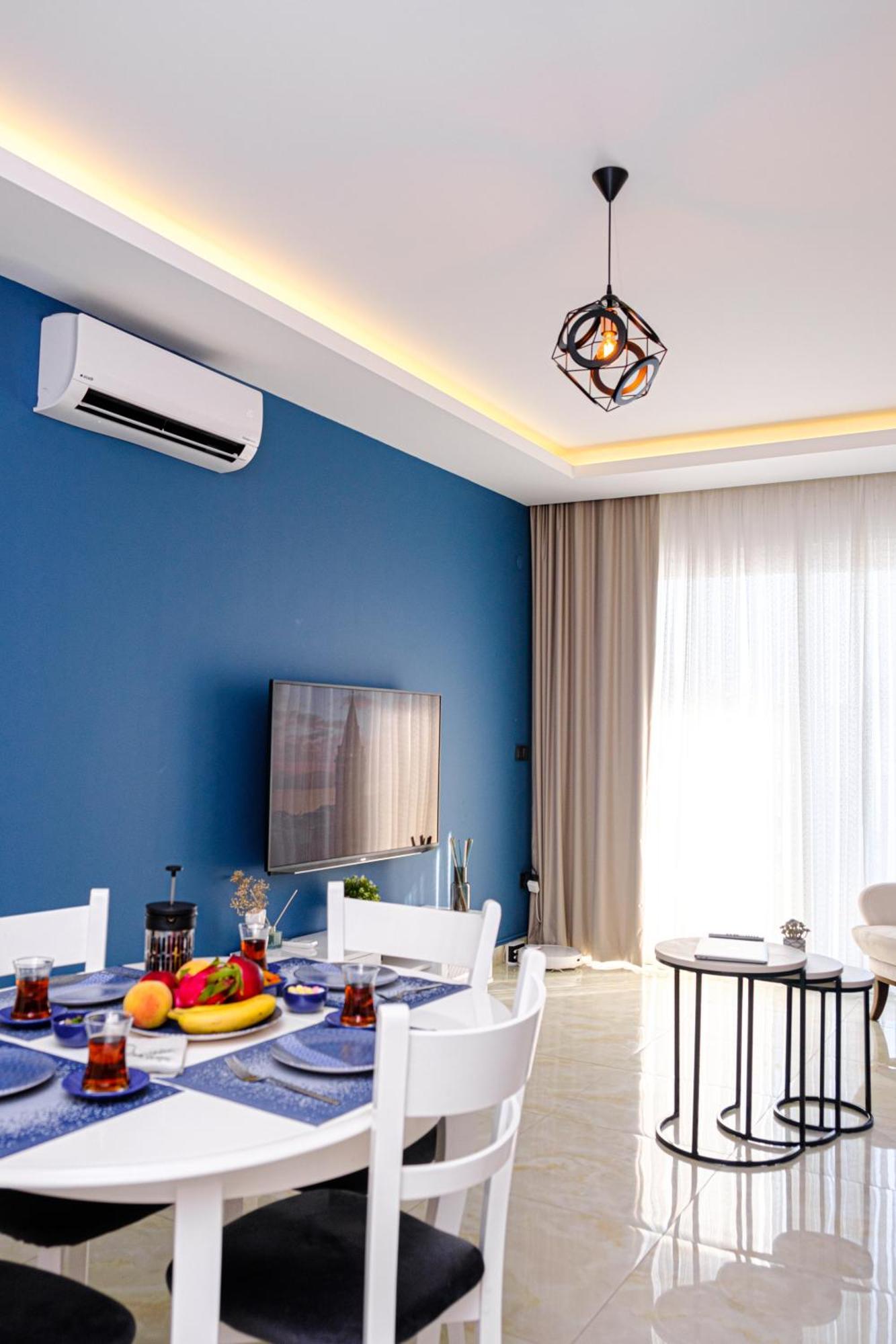 Sa Apartments! Sea View 1bd Flat